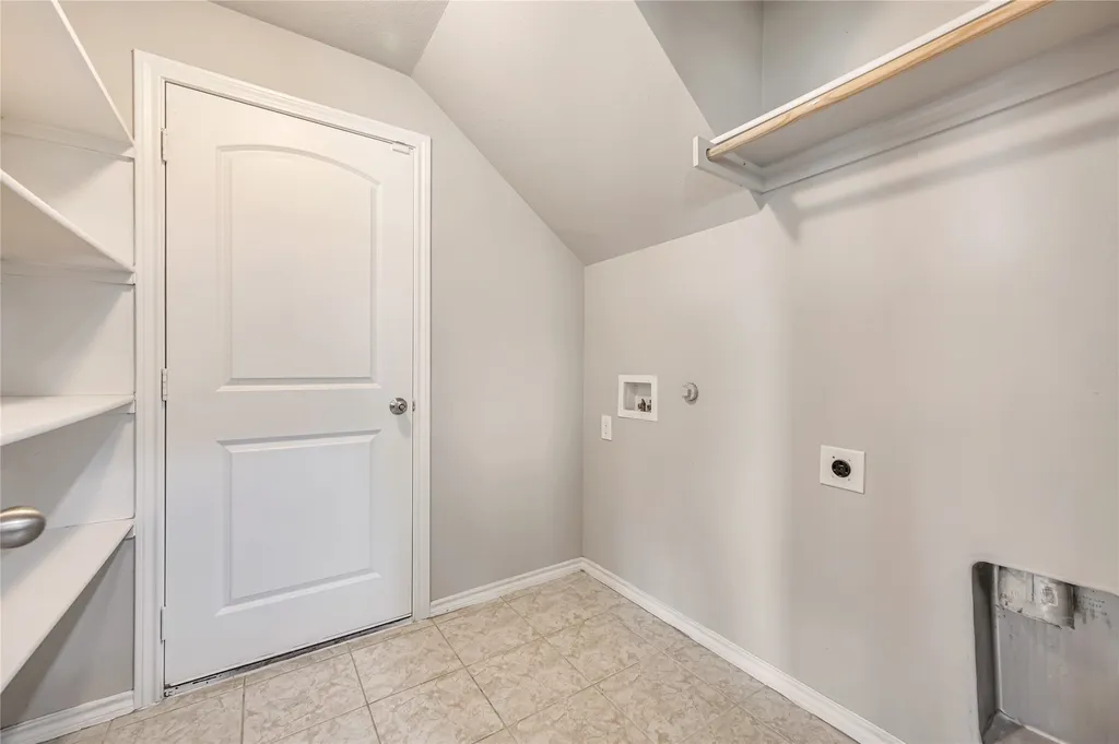 1981 Rainwater Way Lancaster TX 75146
