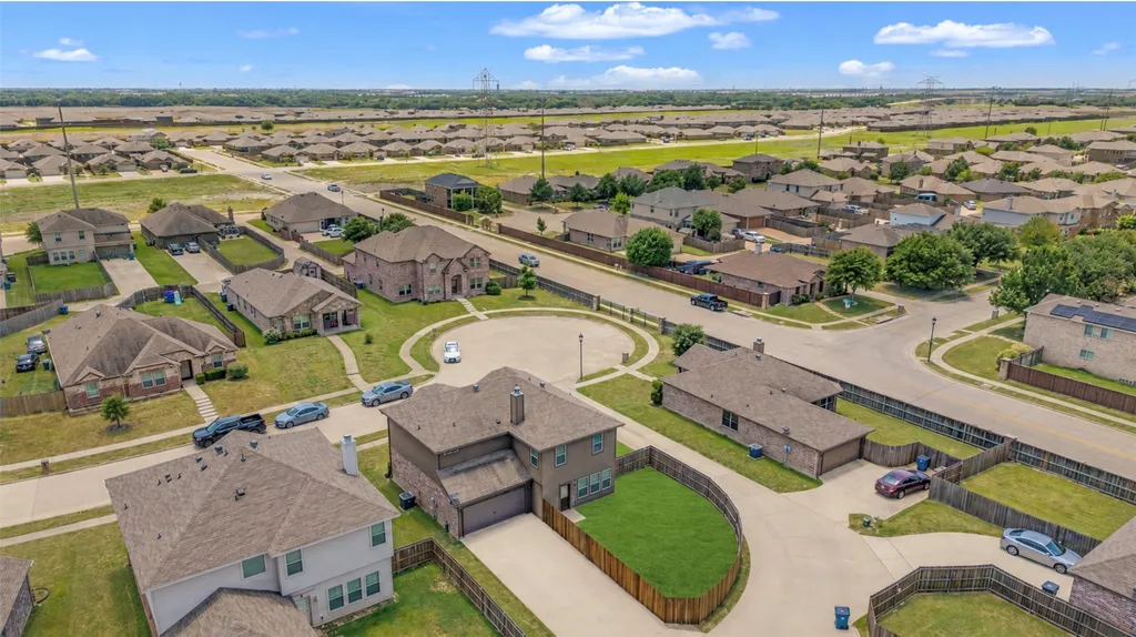 1981 Rainwater Way Lancaster TX 75146