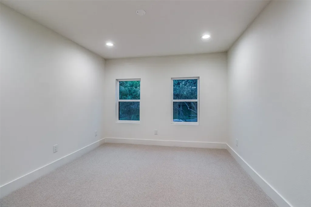 9563 Windy Knoll Drive Dallas TX 75243