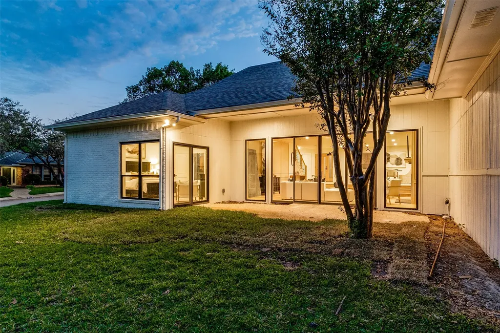 9563 Windy Knoll Drive Dallas TX 75243