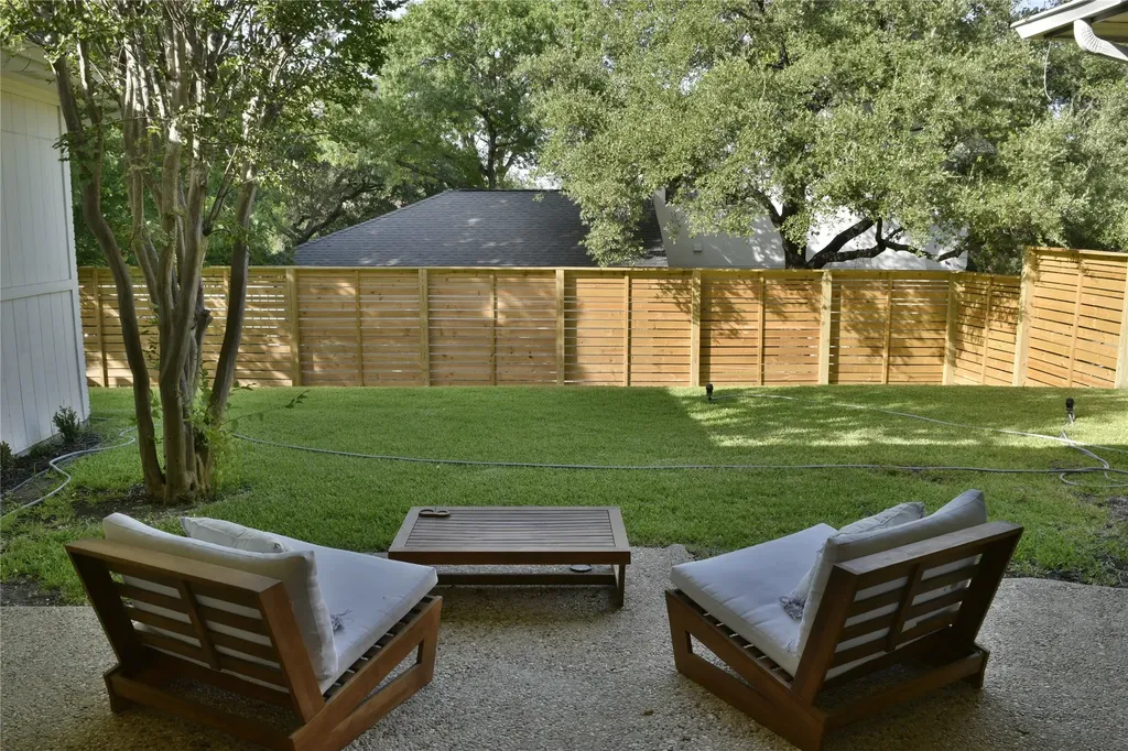 9563 Windy Knoll Drive Dallas TX 75243