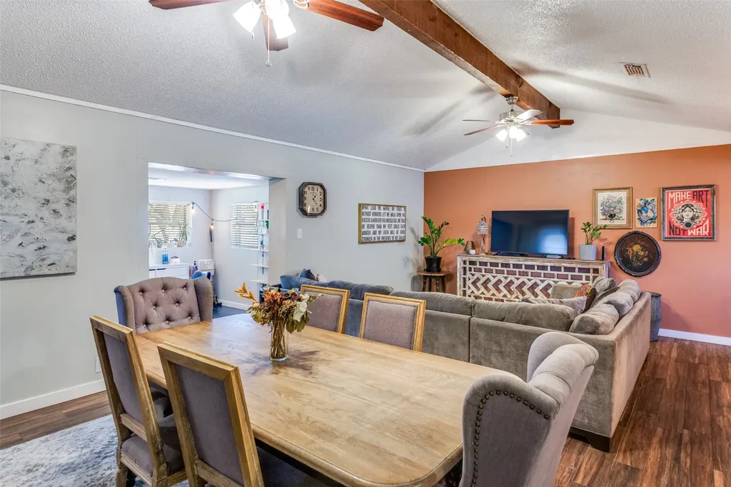 240 Smith Street Burleson TX 76028