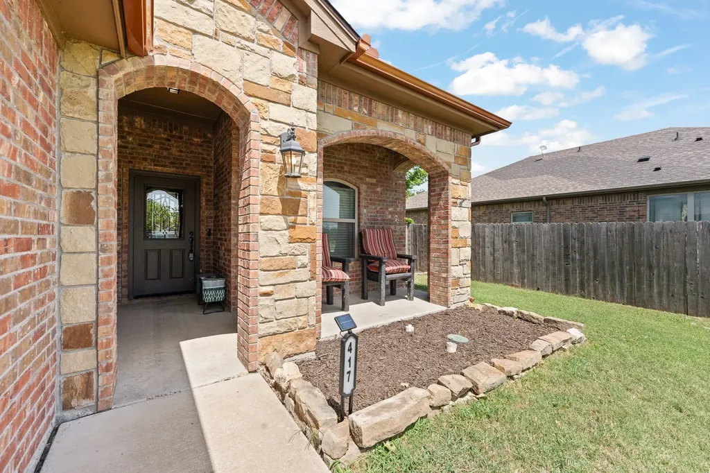 417 Nelson Street Godley TX 76044