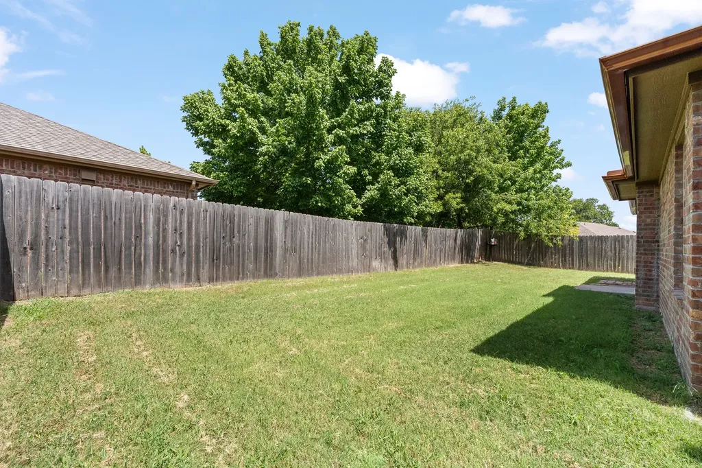 417 Nelson Street Godley TX 76044