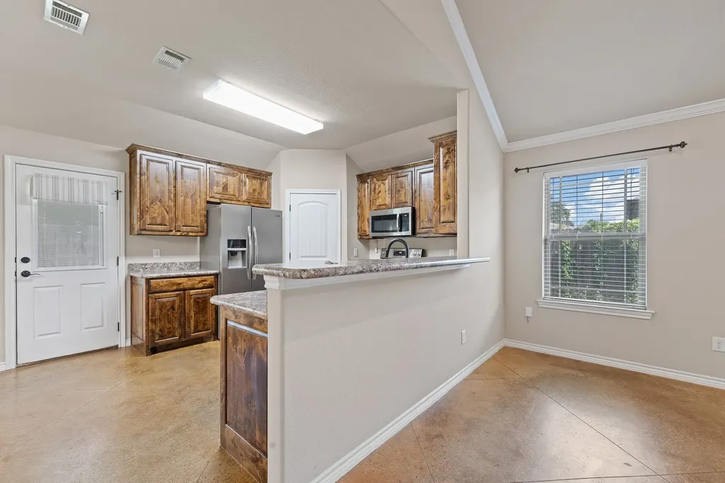 417 Nelson Street Godley TX 76044