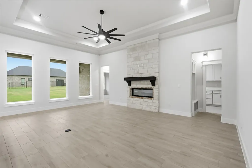 2714 Village Road Granbury TX 76049