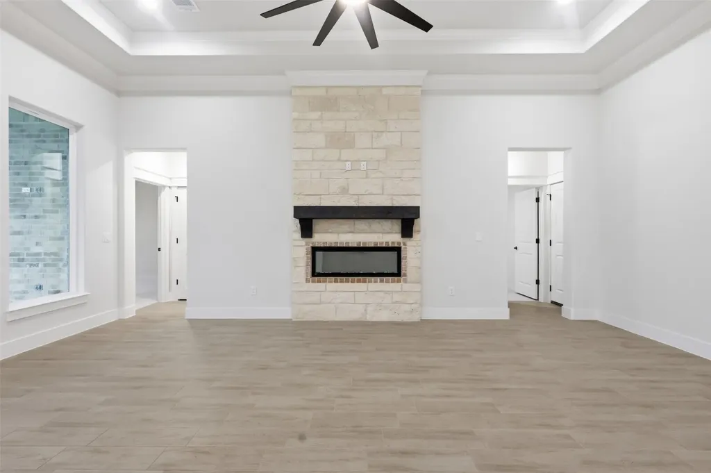 2714 Village Road Granbury TX 76049