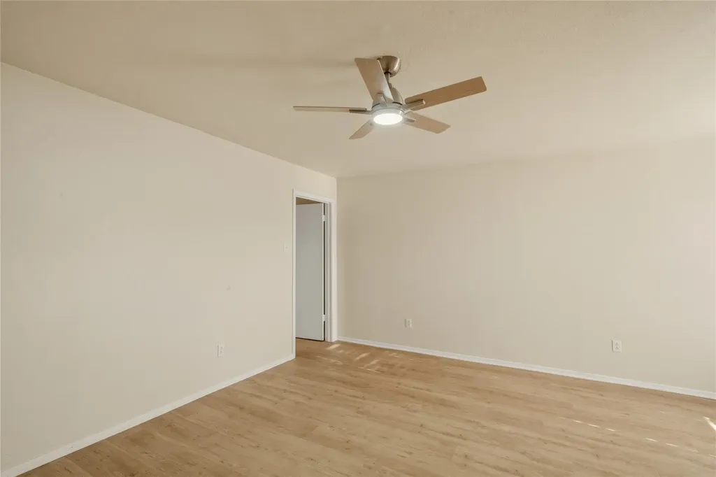 1620 Brown Trail Hurst TX 76054