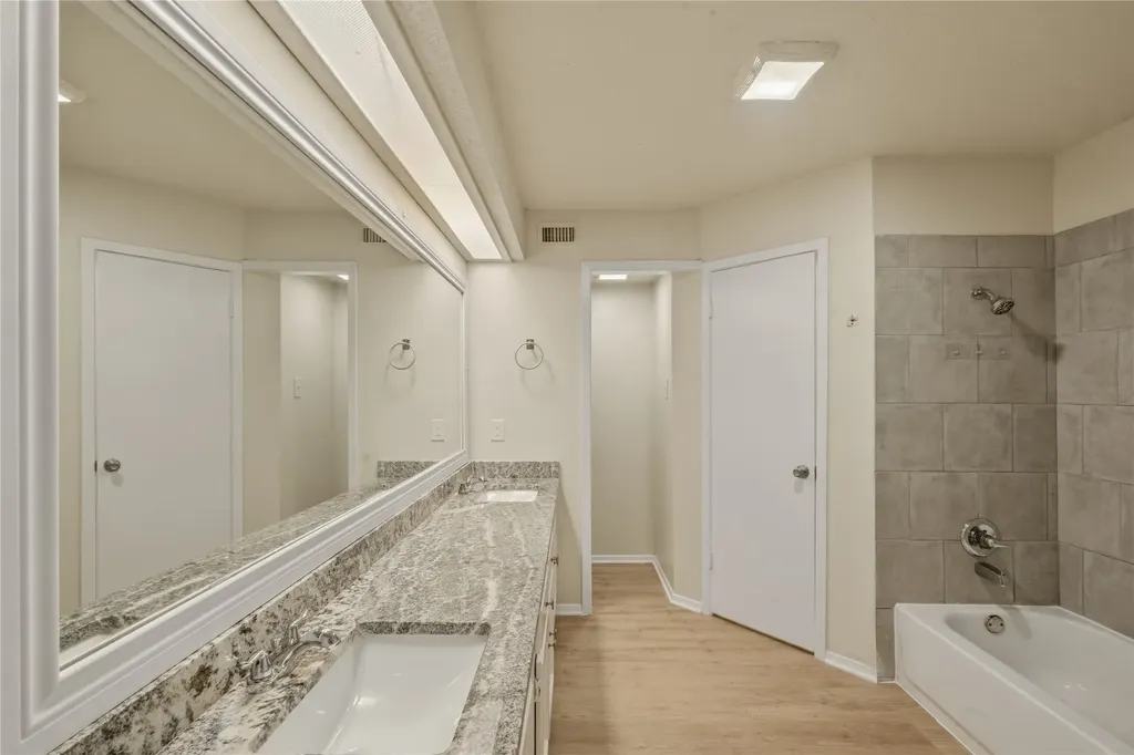 1620 Brown Trail Hurst TX 76054