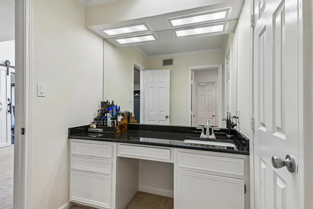 1501 Northland Street Carrollton TX 75006