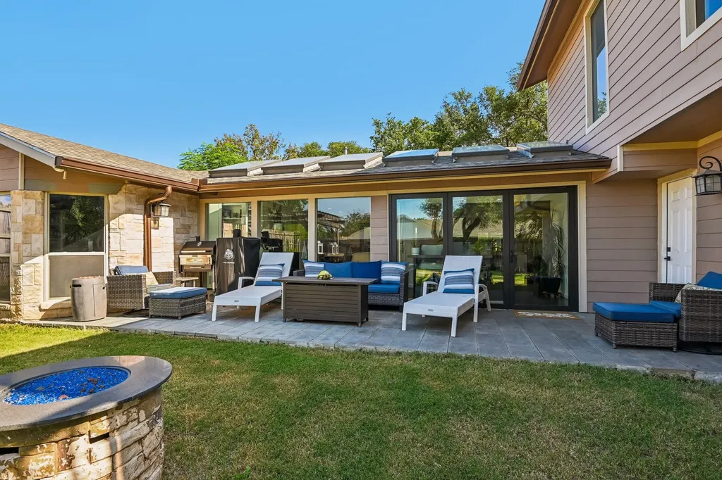 1501 Northland Street Carrollton TX 75006