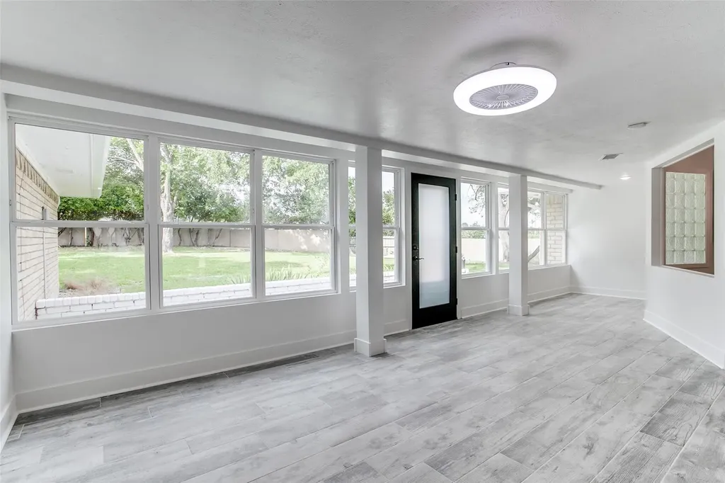 7208 Fernmeadow Drive Dallas TX 75248
