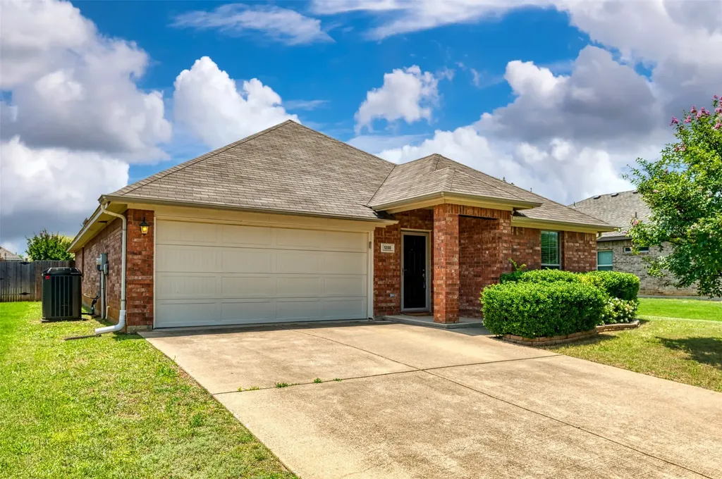 1200 Sierra Blanca Street Fort Worth TX 76028