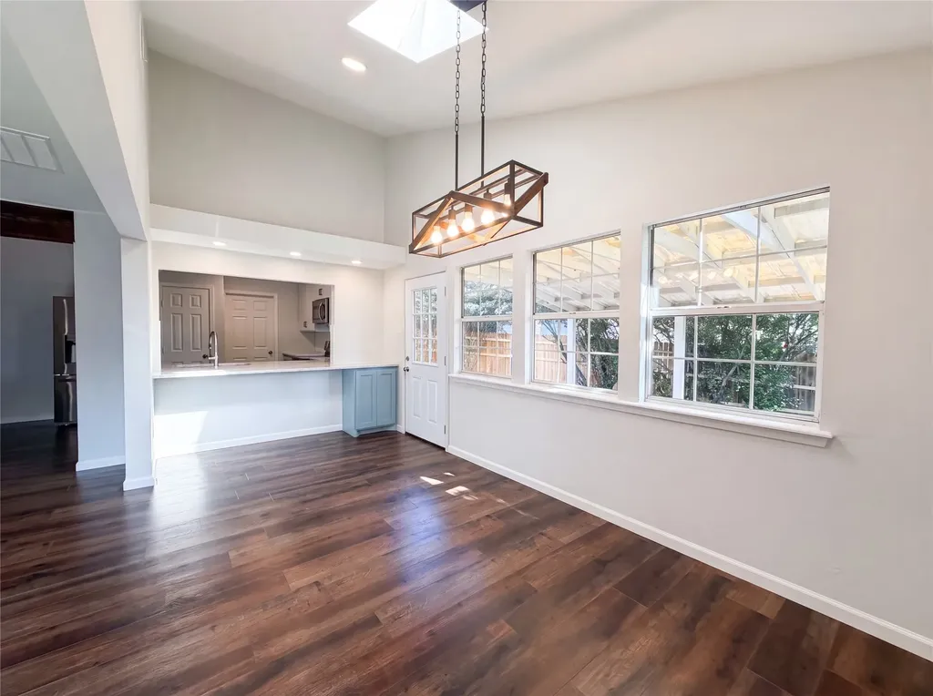 126 Pleasant Run Lewisville TX 75067