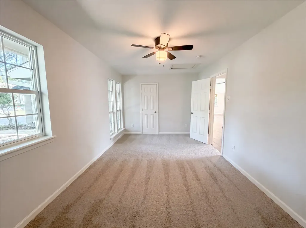126 Pleasant Run Lewisville TX 75067