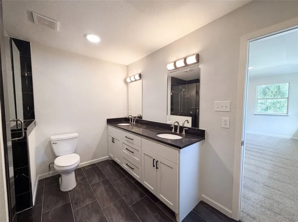 126 Pleasant Run Lewisville TX 75067