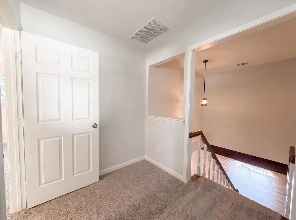 126 Pleasant Run Lewisville TX 75067
