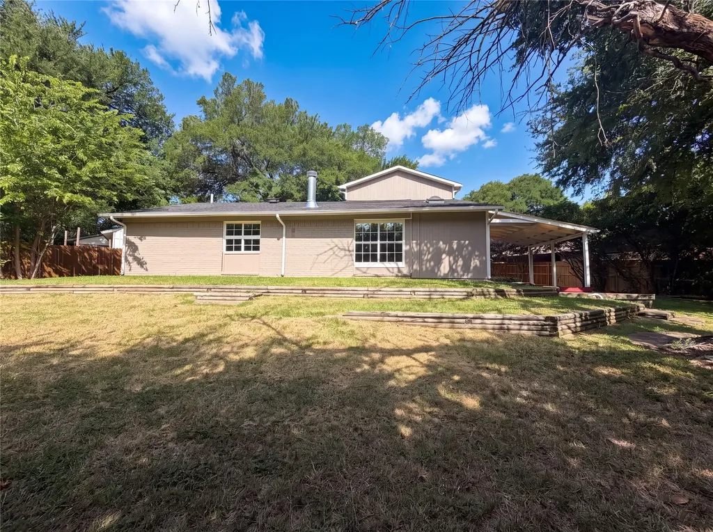 126 Pleasant Run Lewisville TX 75067