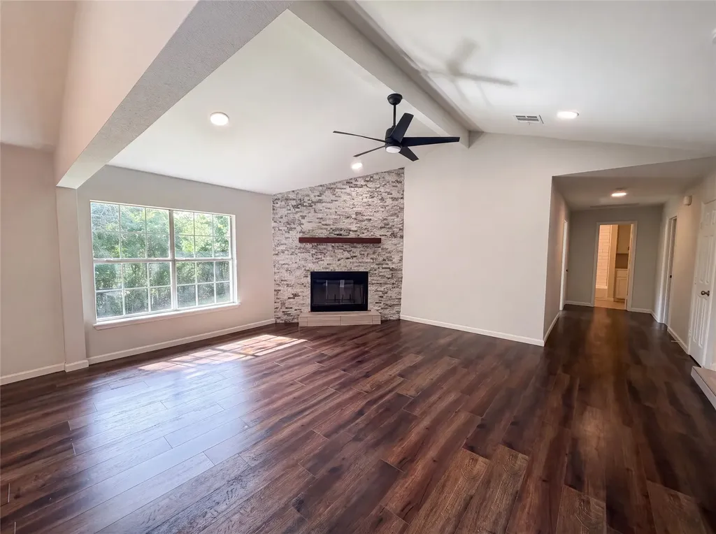 126 Pleasant Run Lewisville TX 75067