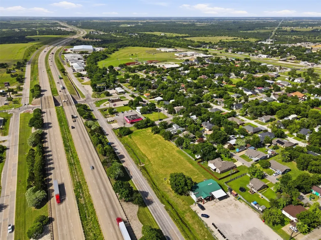 S Interstate 45 Ferris TX 75125