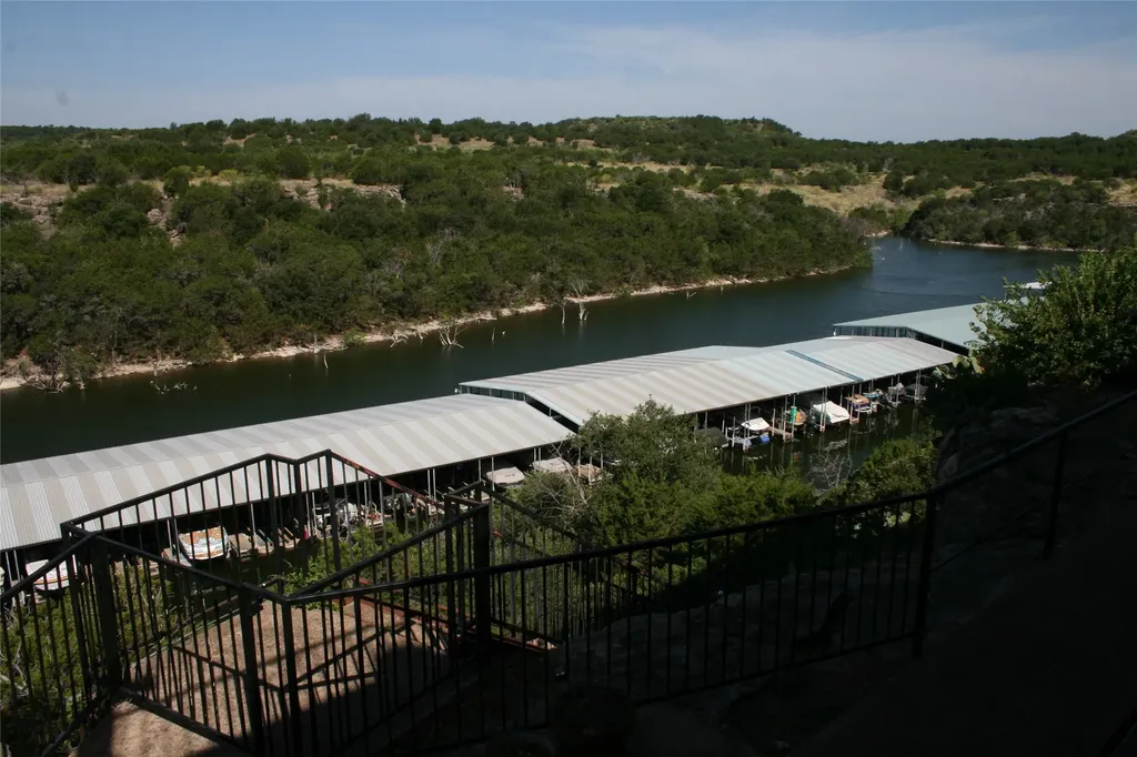 3033 Hells Gate Loop Strawn TX 76475