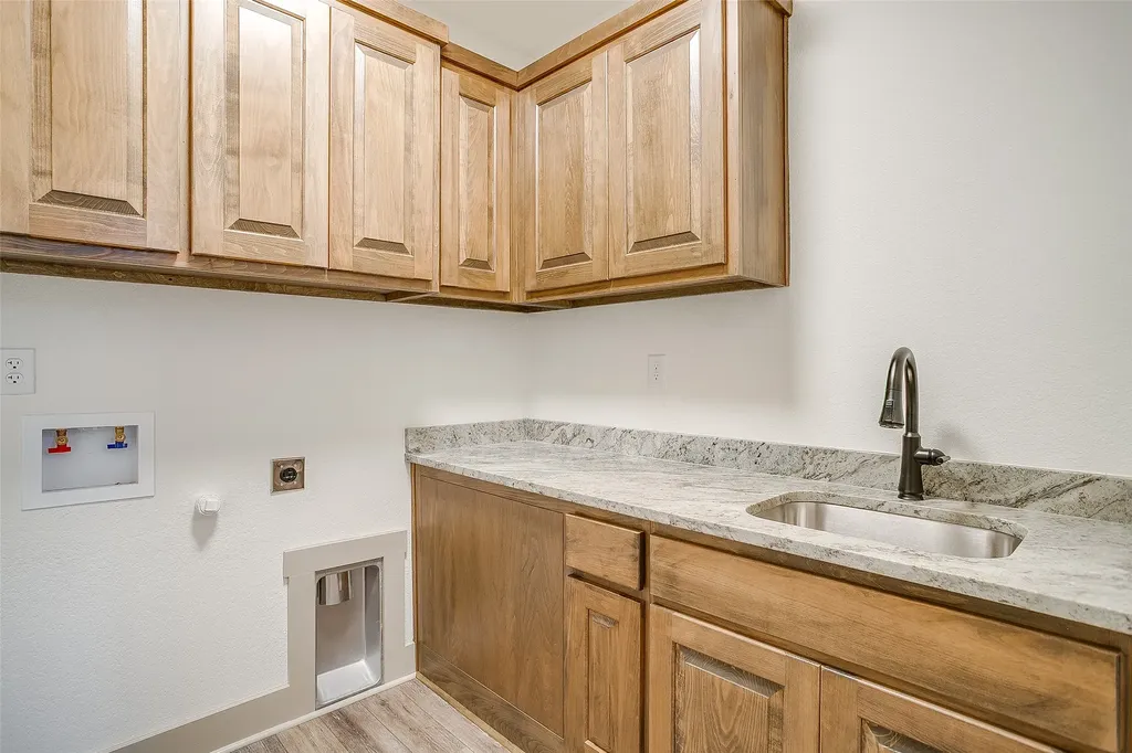 1120 Samantha Drive Nemo TX 76070