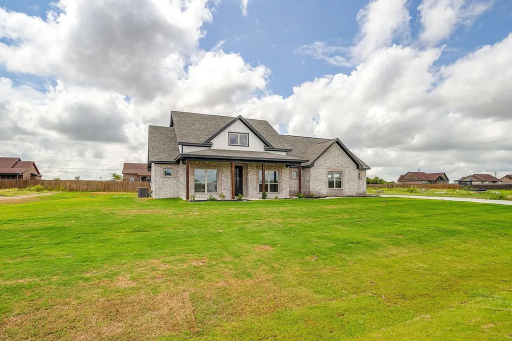 1120 Samantha Drive Nemo TX 76070