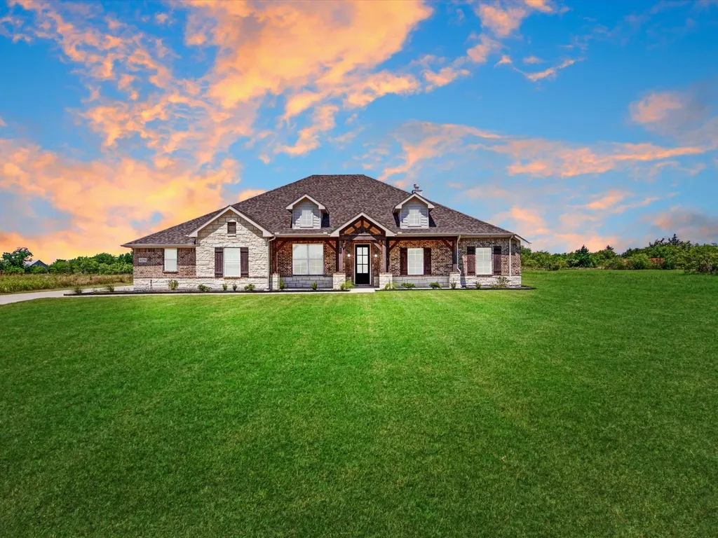 6276 Pyrenean Oak Court Royse City TX 75189