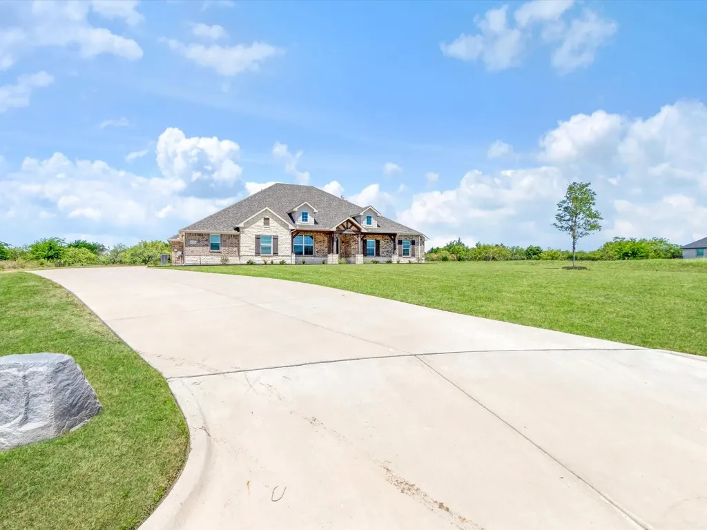 6276 Pyrenean Oak Court Royse City TX 75189