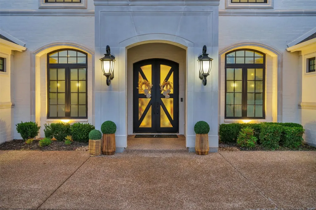 1008 Quarry Court Granbury TX 76048