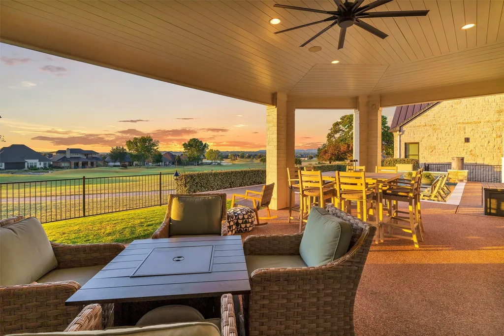 1008 Quarry Court Granbury TX 76048
