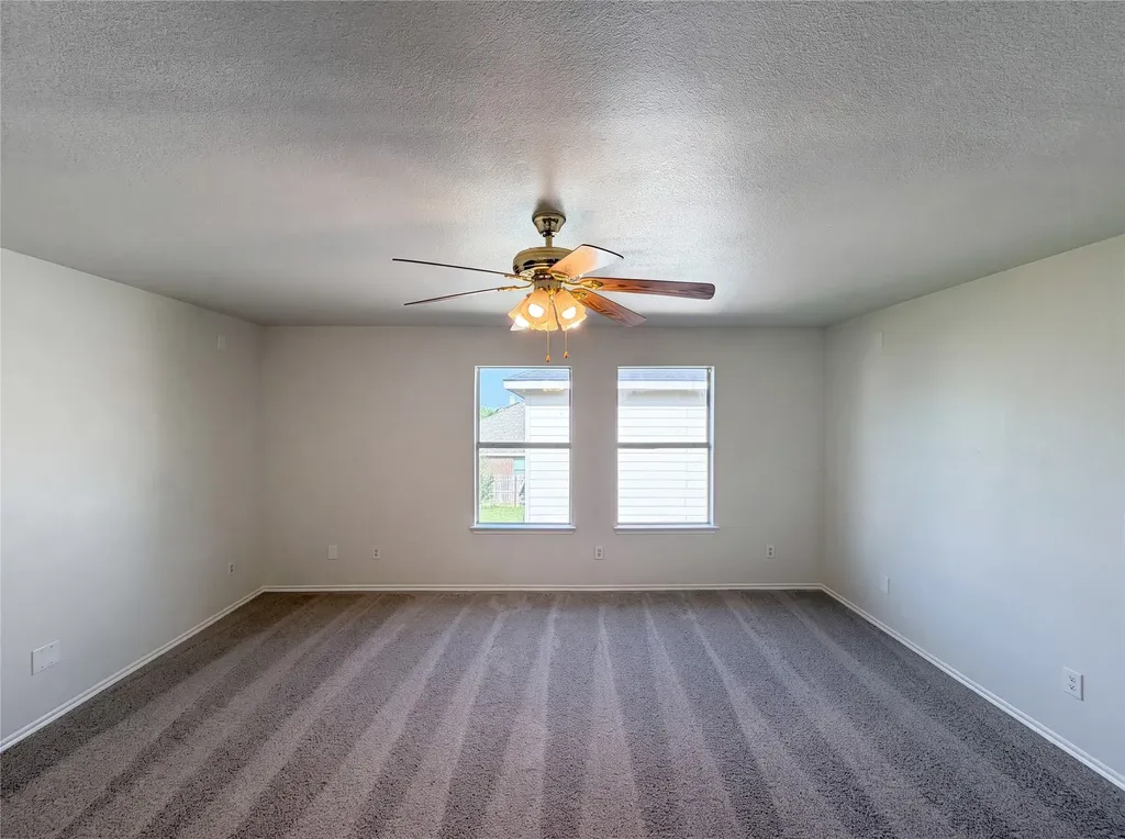 525 Del Mar Drive Ponder TX 76259