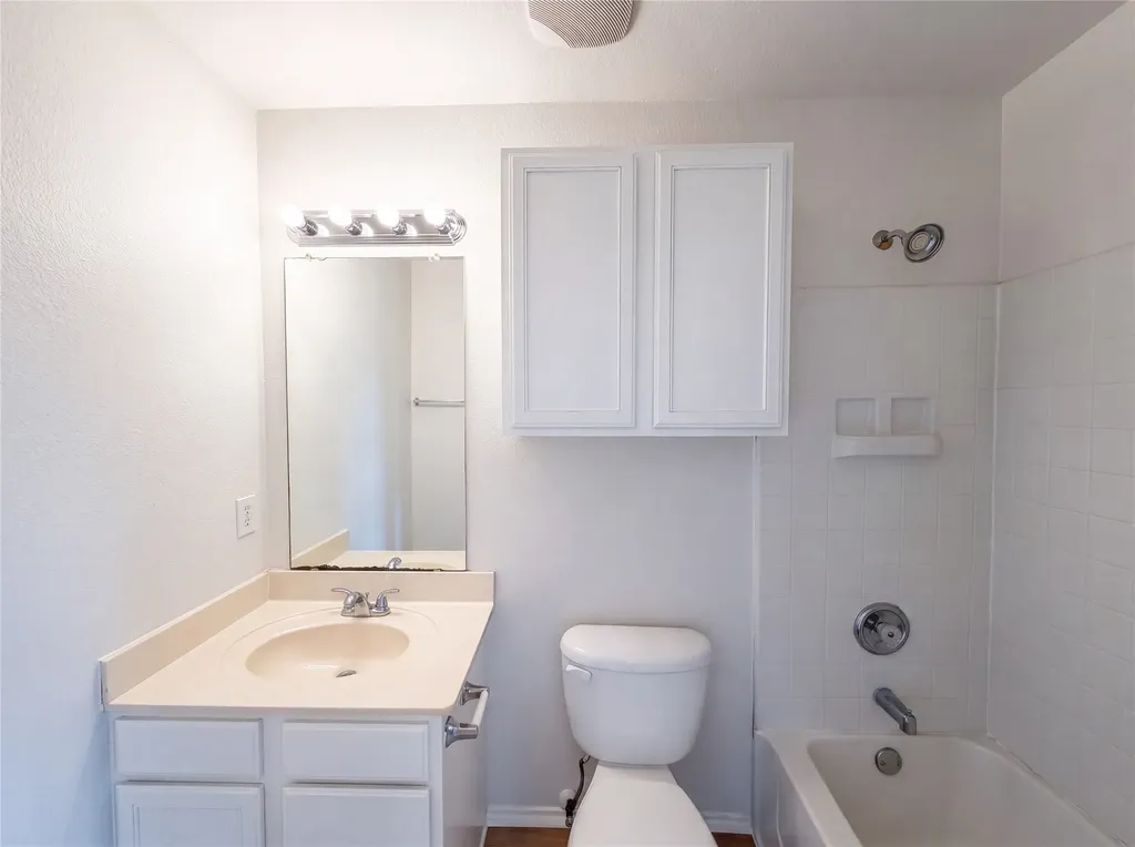 525 Del Mar Drive Ponder TX 76259