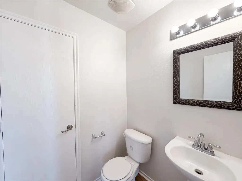 525 Del Mar Drive Ponder TX 76259