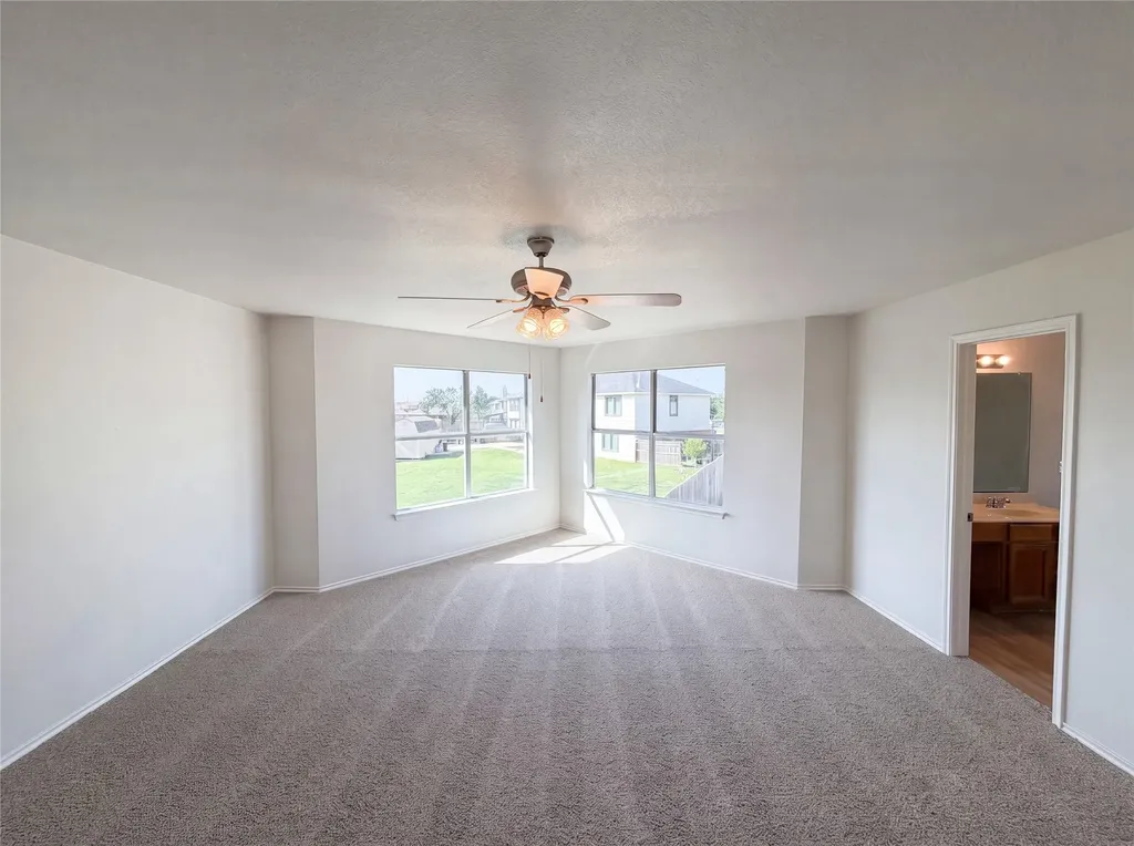 525 Del Mar Drive Ponder TX 76259