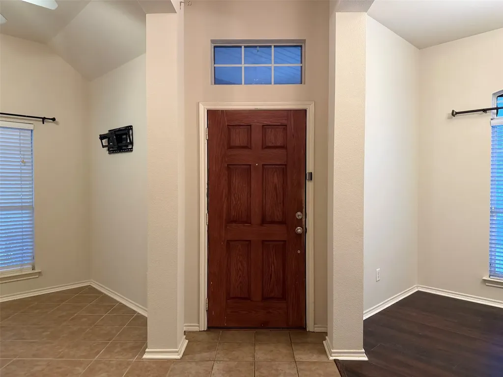 5827 Silver Sage Lane Grand Prairie TX 75052