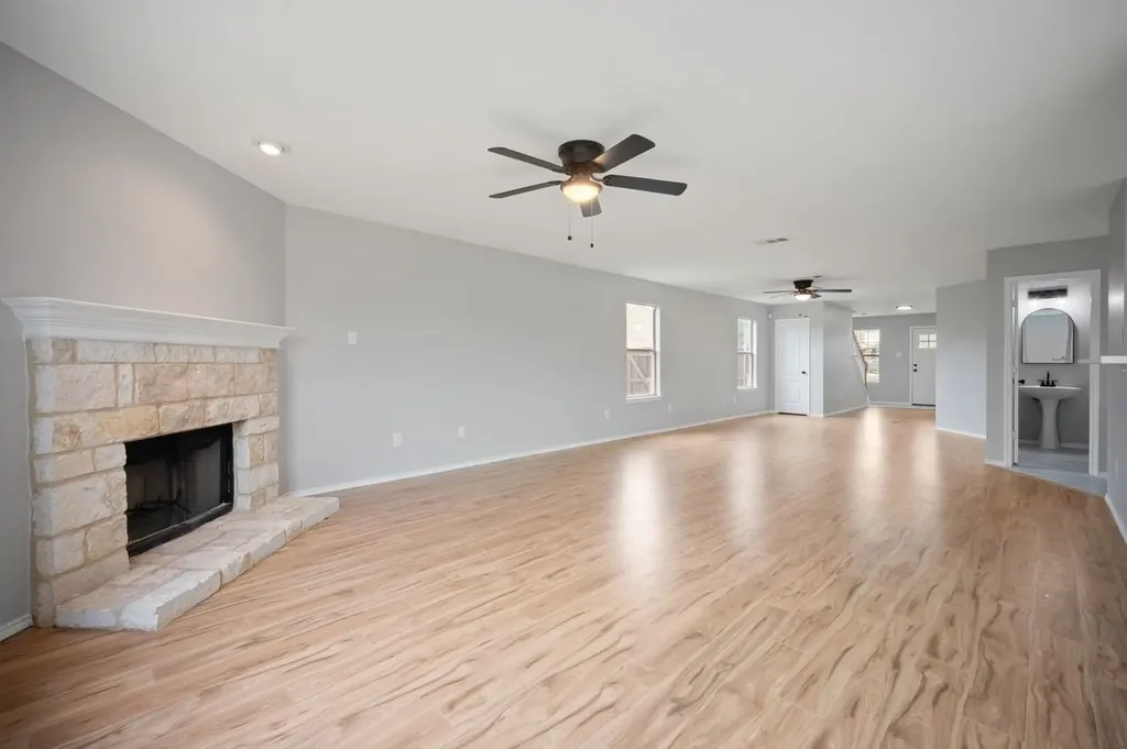 128 Hancock Street Venus TX 76084