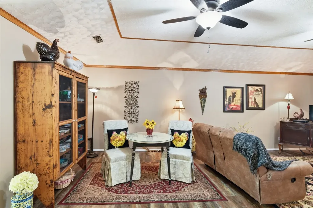 503 Mockingbird Street Bonham TX 75418