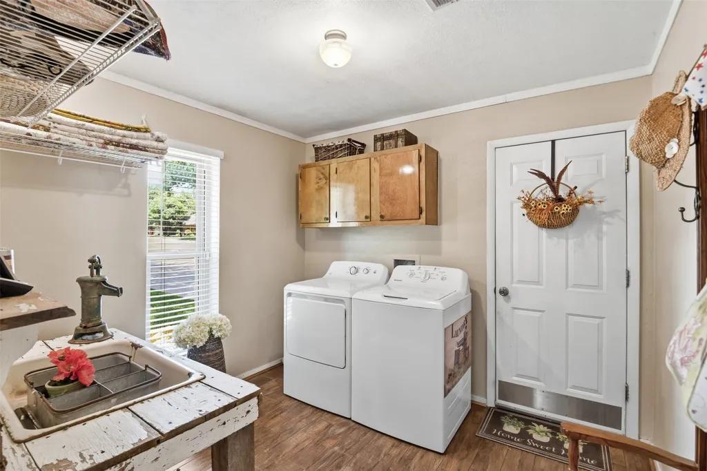 503 Mockingbird Street Bonham TX 75418