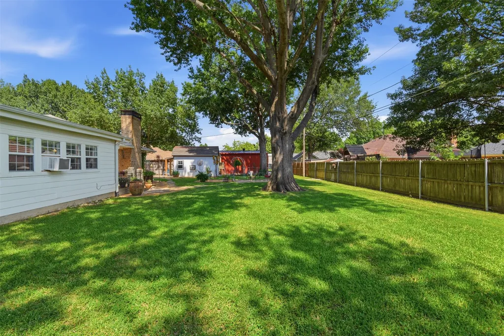 503 Mockingbird Street Bonham TX 75418