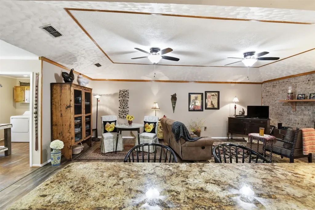 503 Mockingbird Street Bonham TX 75418