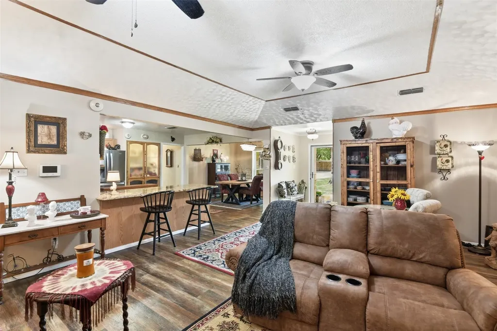 503 Mockingbird Street Bonham TX 75418