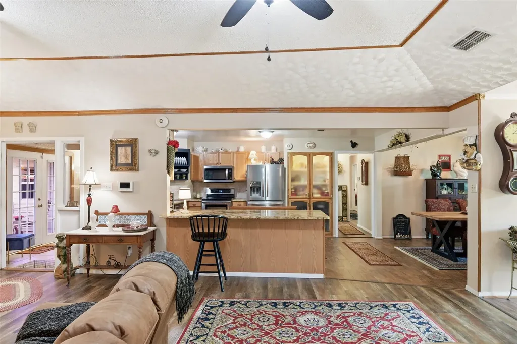 503 Mockingbird Street Bonham TX 75418