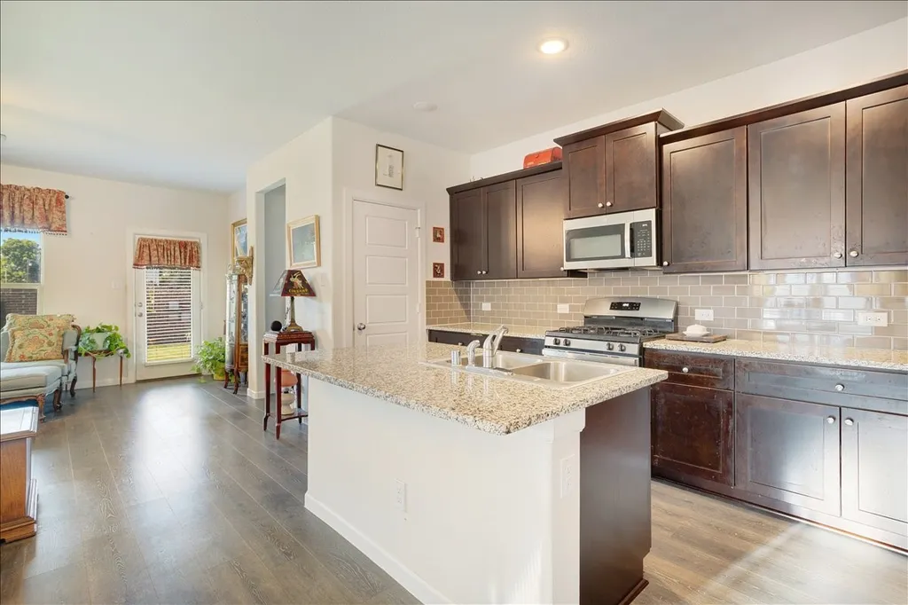 505 Vawter Drive Van Alstyne TX 75495