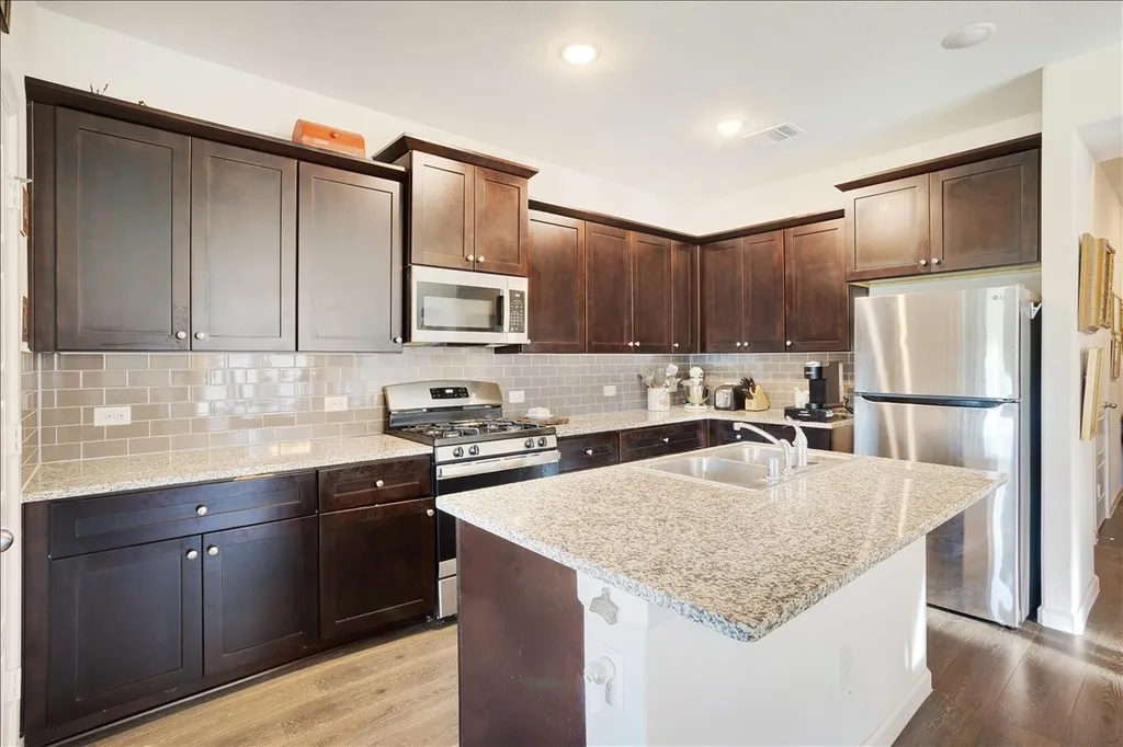505 Vawter Drive Van Alstyne TX 75495