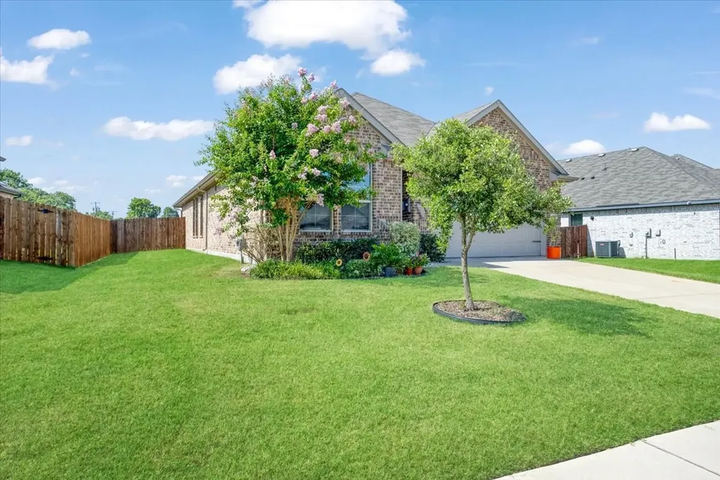 505 Vawter Drive Van Alstyne TX 75495