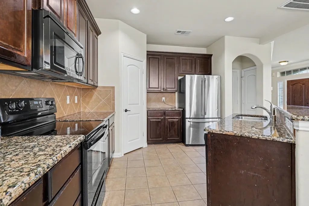 4115 Florence Drive Irving TX 75038