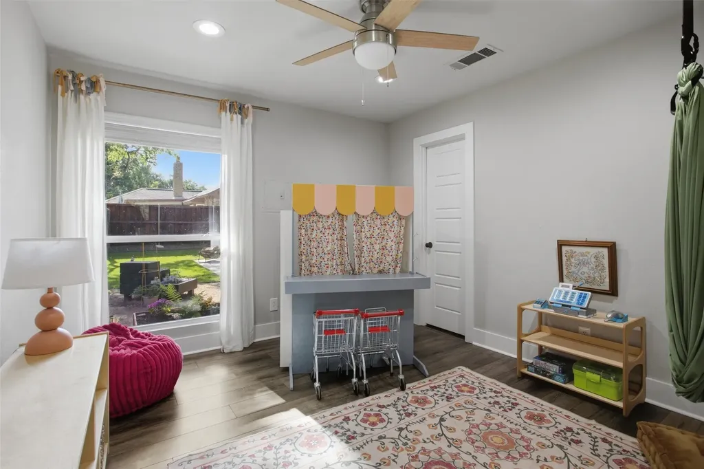 6136 Wrigley Way Fort Worth TX 76133