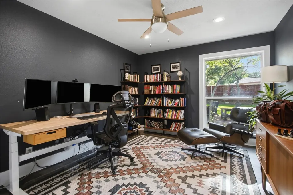 6136 Wrigley Way Fort Worth TX 76133