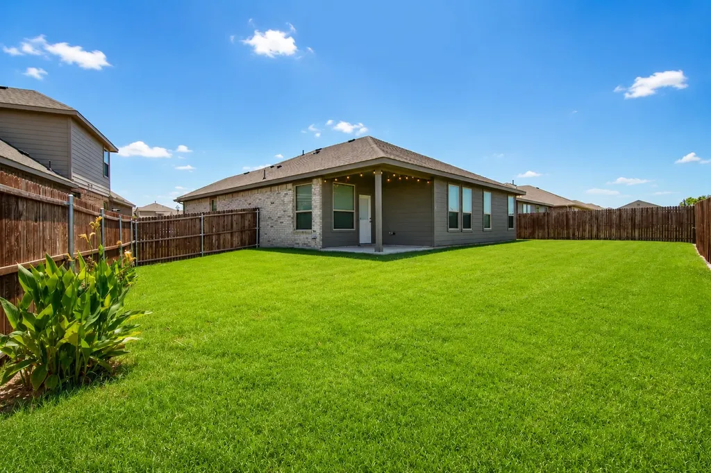 1804 Mensa Drive Haslet TX 76052